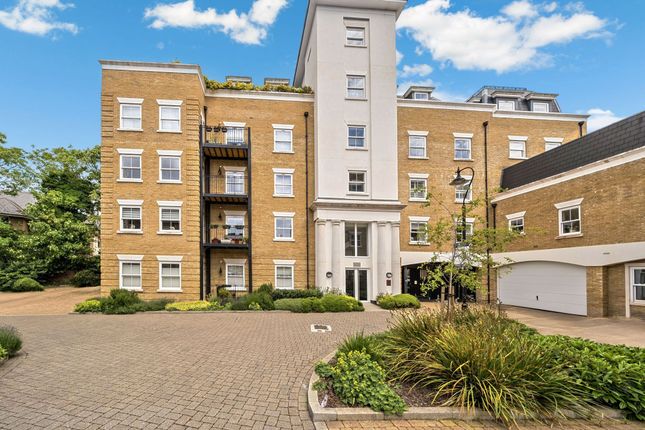 Sovereign Place, Sapphire House, TN4 3 bed flat for sale