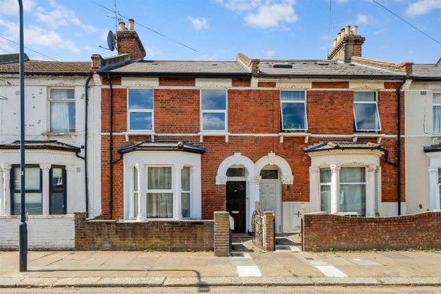 Villiers Road, London NW2 3 bed terraced house for sale