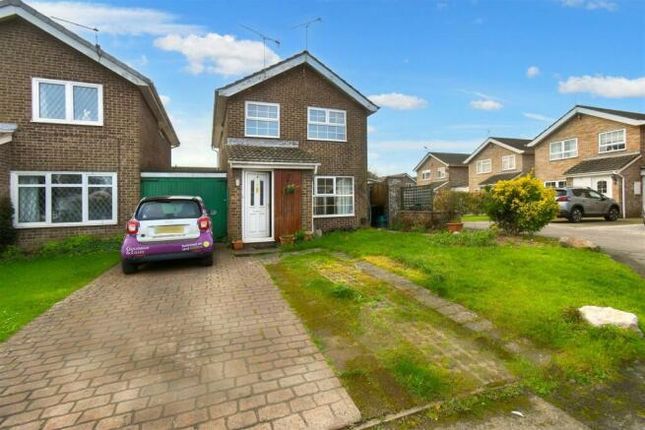 3 bedroom link detached house for sale