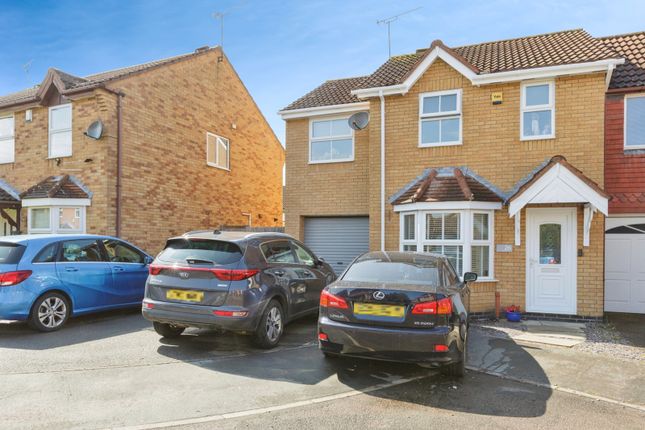 3 bedroom town house for sale