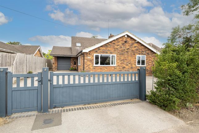 The Green, Peters Green, Hertfordshire 4 bed detached house for sale