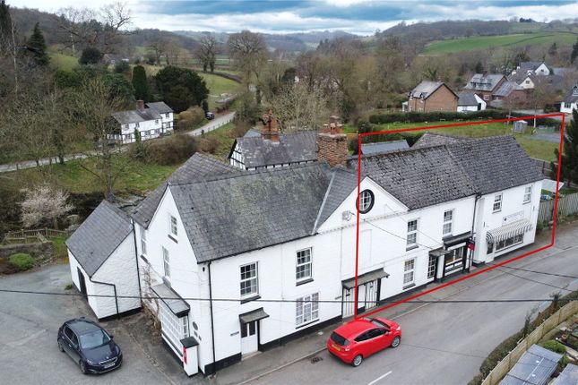 Berriew, Welshpool, Powys, SY21 5 bed semi