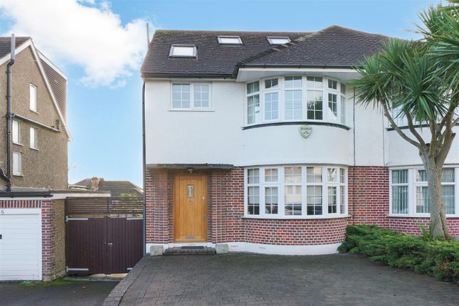 Knoll Drive, Southgate, N14 4 bed semi