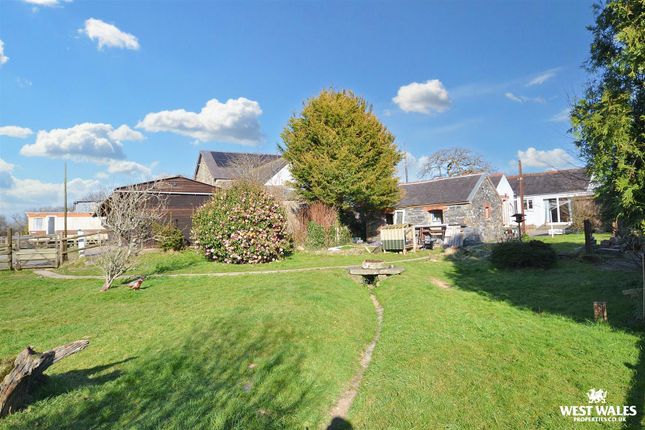 Llanfallteg, Whitland 2 bed property with land for sale