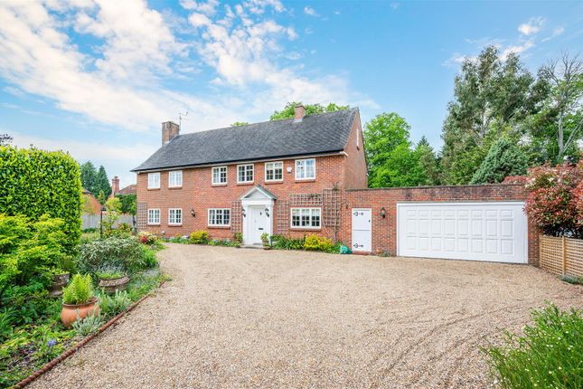 Wonford Close, Walton On The Hill, 5 bed detached house for sale