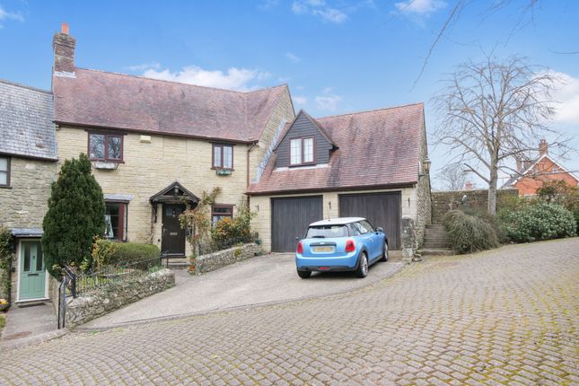 4 bedroom end of terrace house for sale