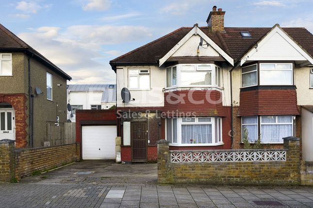 Vancouver Road, Middlesex HA8 3 bed semi