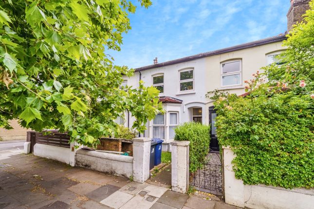 1 bedroom ground floor maisonette for sale