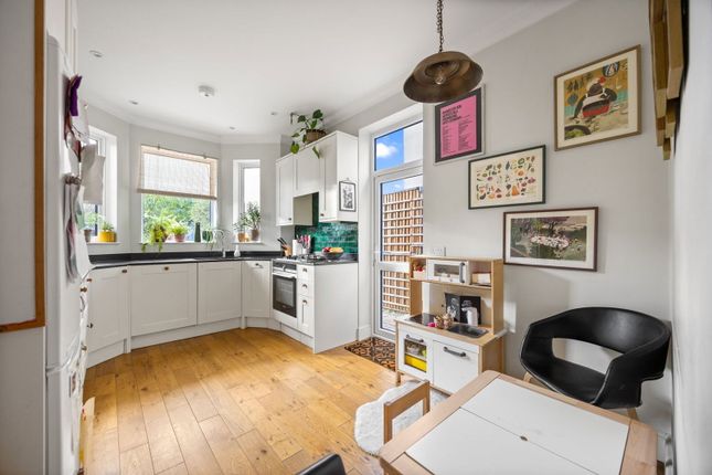 4 bed terraced house