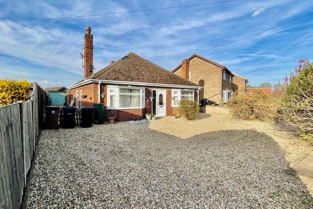 2 bedroom detached bungalow for sale