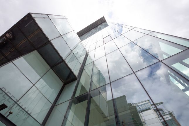 Deansgate, Manchester M3 2 bed flat for sale