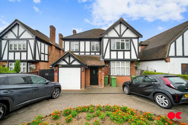 Heath Drive, Gidea Park RM2 4 bed detached house for sale