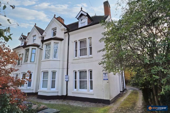 2 bed flat