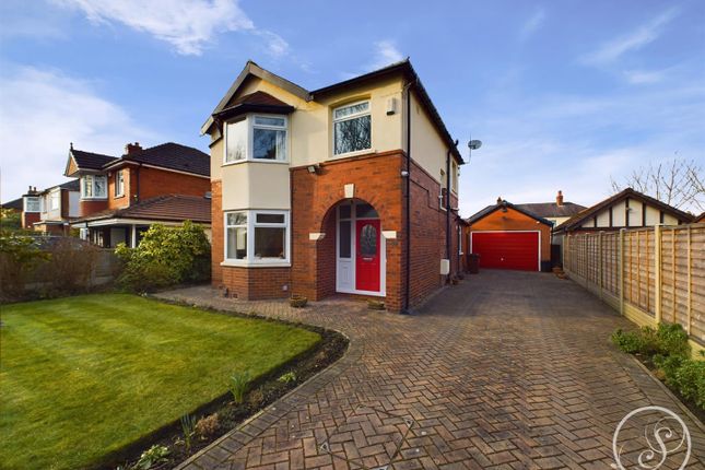 Templenewsam View, Leeds 3 bed detached house for sale