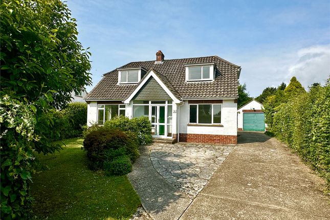 Bitterne Way, Lymington, Hampshire, SO41 3 bed detached house for sale