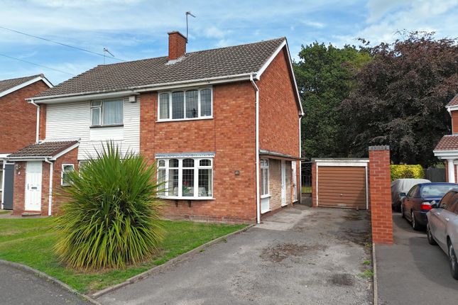 Southfield Road, Wolverhampton WV11 2 bed semi