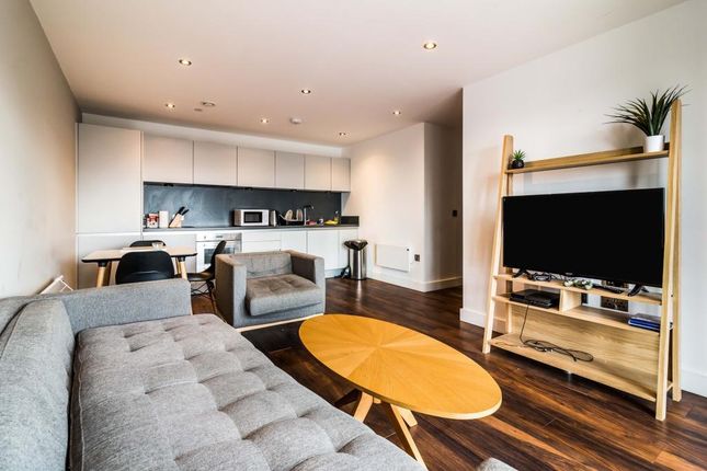 Queens Dock Avenue, Hull 2 bed apartment for sale