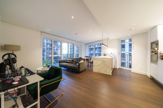 Bowery Apartments, Fountain Park Way... 2 bed apartment for sale