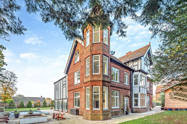 Newmarket Road, Norwich, NR4 8 bed detached house for sale
