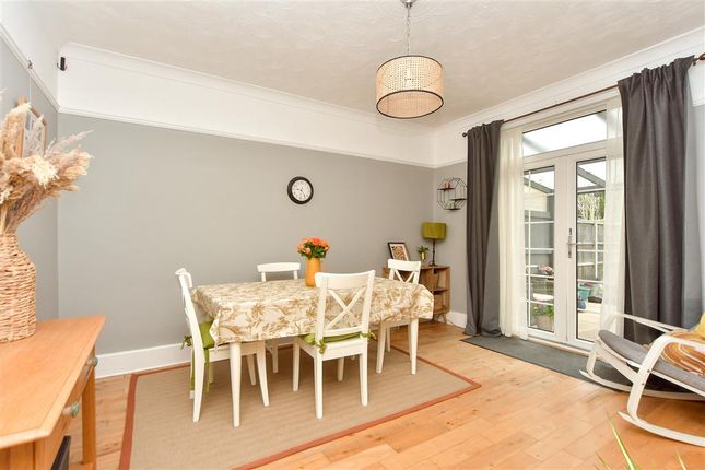 4 bed semi-detached house
