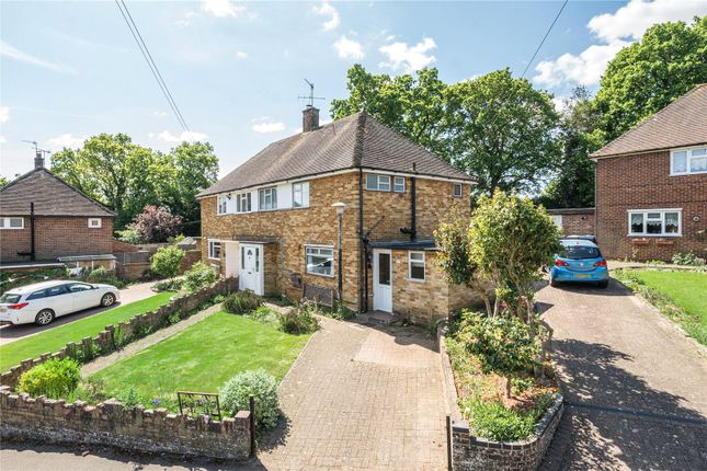 Elmside, Milford, Godalming, Surrey, GU8 3 bed semi