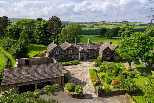 Rishworth New Road, Sowerby Bridge HX6 5 bed link detached house for sale