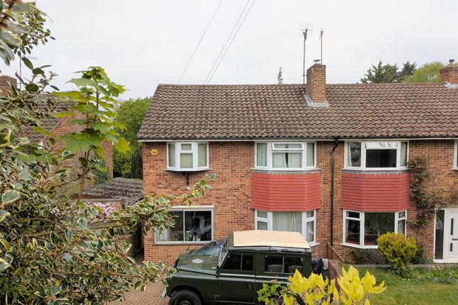 Kindersley Way, Abbots Langley 3 bed semi