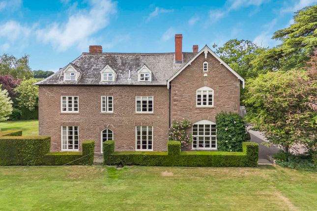 9 bedroom detached house for sale