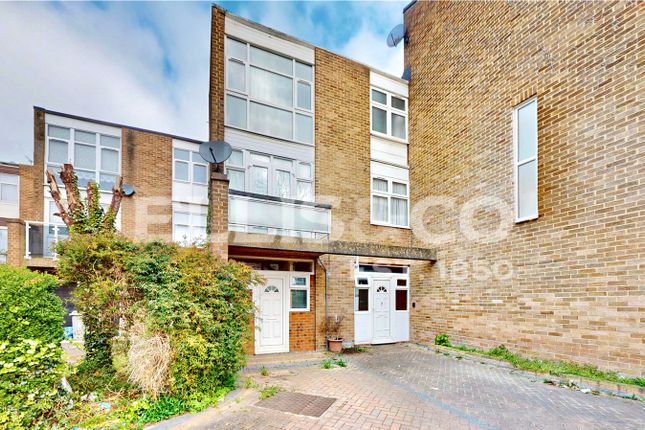 Windsor Crescent, Wembley, HA9 5 bed terraced house for sale