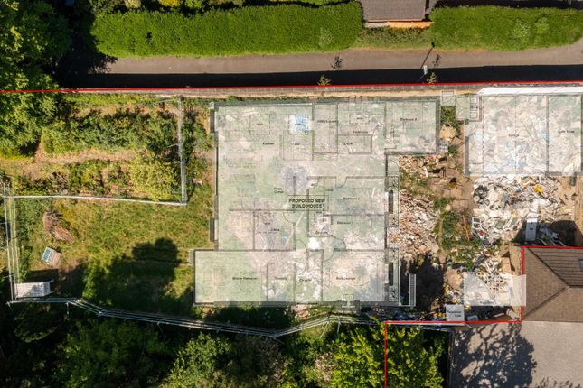 Gledhow Lane, Leeds LS8 4 bed property with land for sale