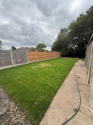 Carr Manor Crescent, Leeds, LS17 2 bed property for sale