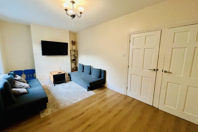 Bromley Road, Huddersfield HD2 3 bed house for sale