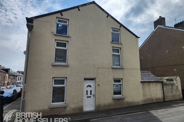 4 bedroom end of terrace house for sale