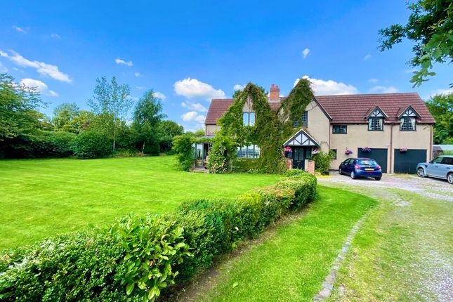 Tixall Road, Stafford, ST18 5 bed cottage for sale