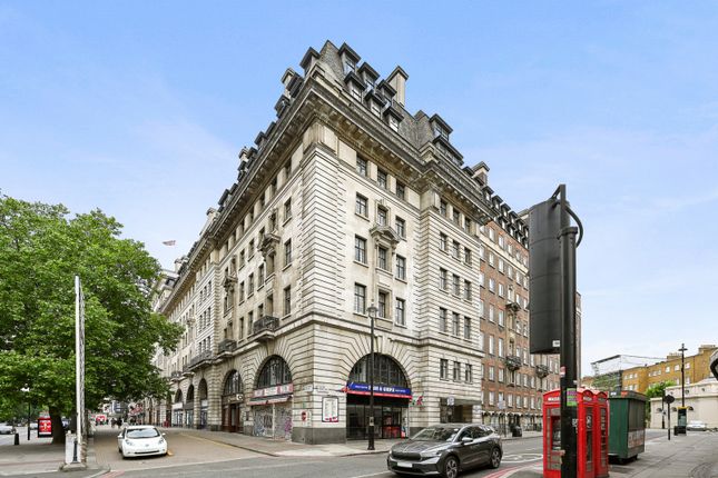 Farley Court, Allsop Place... 3 bed flat for sale