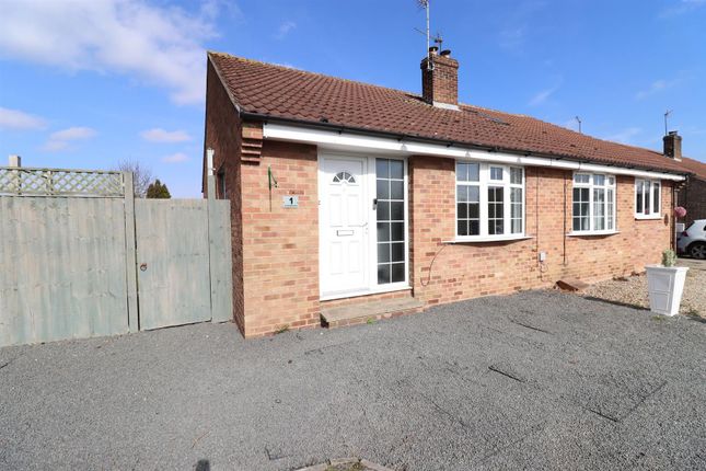 St. Oswalds Close, Wilberfoss, York 2 bed semi