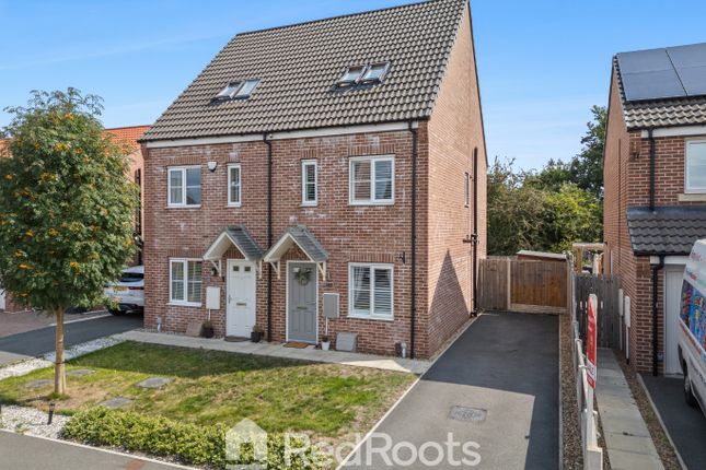 Doncaster, South Yorkshire DN5 3 bed semi