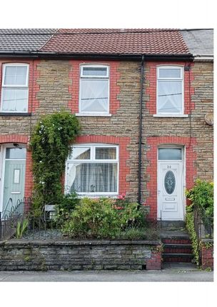 Pontypridd, Llantwit Fardre CF38 2HH 3 bed terraced house for sale