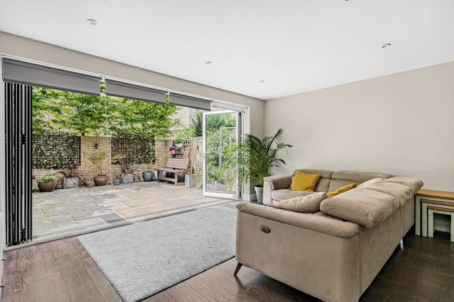 Como Road, London 4 bed end of terrace house for sale