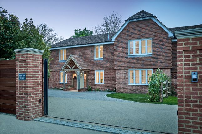 High Street, Sevenoaks, Kent, TN13 5 bed semi