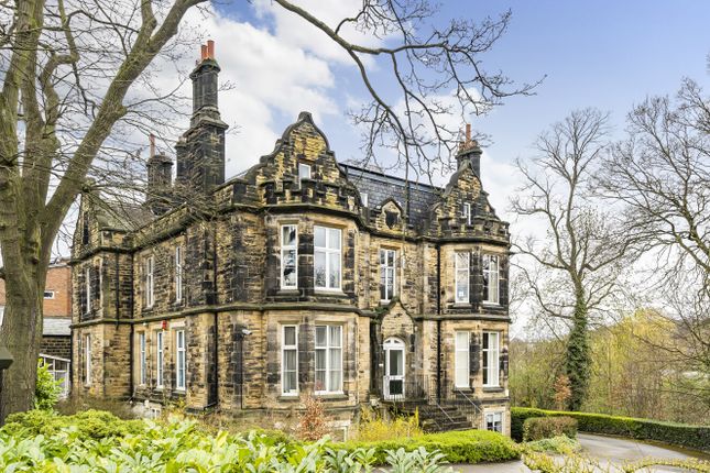Oakfield House, 143 Kirkstall Lane... 2 bed flat for sale