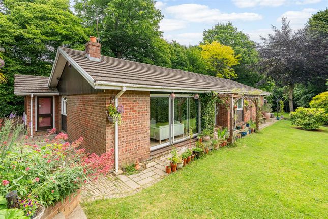 Burnham Green Road, Welwyn 4 bed detached bungalow for sale