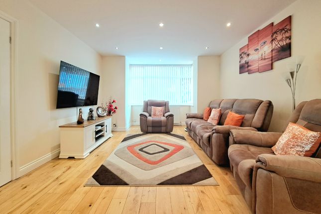 3 bed semi-detached house