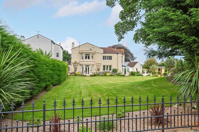 Selby YO8 6 bed detached house for sale
