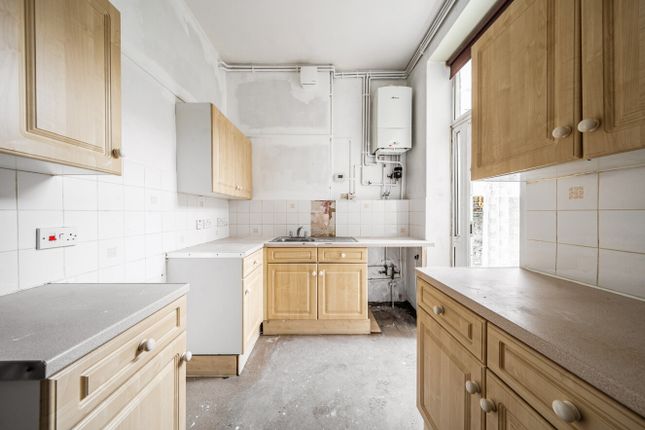 Ashmore Road, London 2 bed apartment for sale