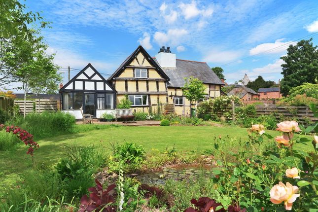Stunning Grade II Cottage with... 3 bed detached house for sale