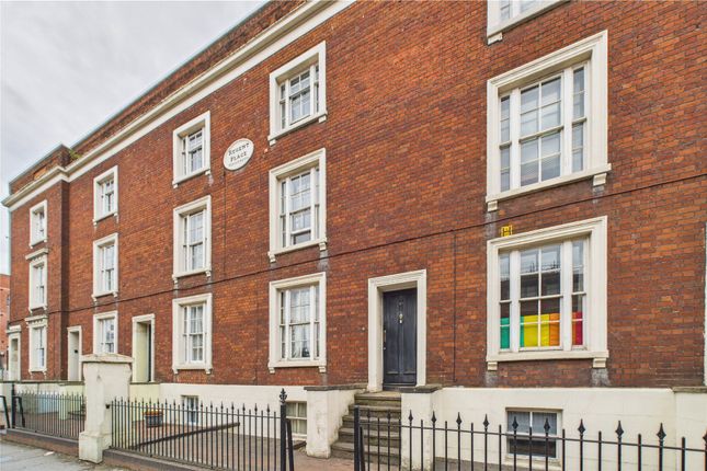 Regent Court, Reading, Berkshire, RG1 2 bed maisonette for sale