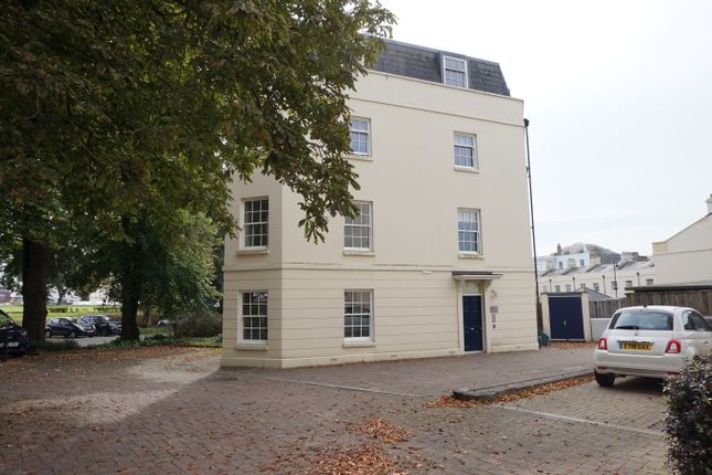 22 Mizzen Rd 2 bed property for sale