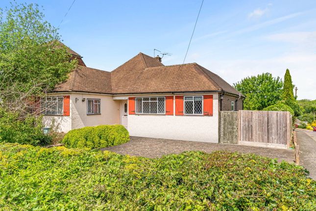 Carew Close, Coulsdon, CR5 1QS 3 bed detached bungalow for sale