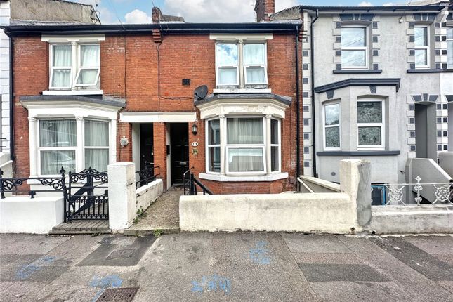 Richmond Road, Gillingham, Kent, ME7 1 bed terraced house for sale